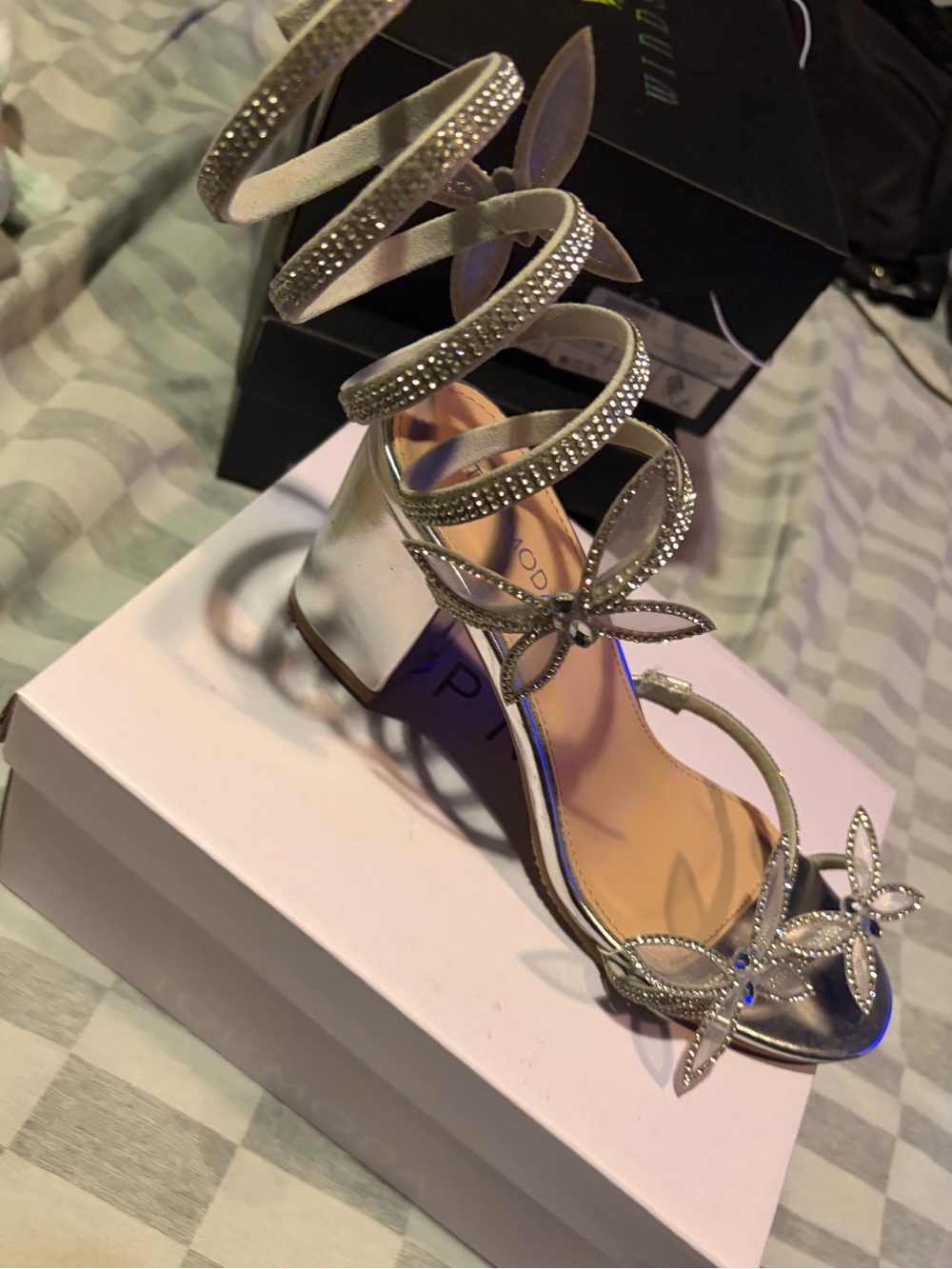 TOP Moda Silver Rhinestone Strappy Block Heels - Picture 2 of 2